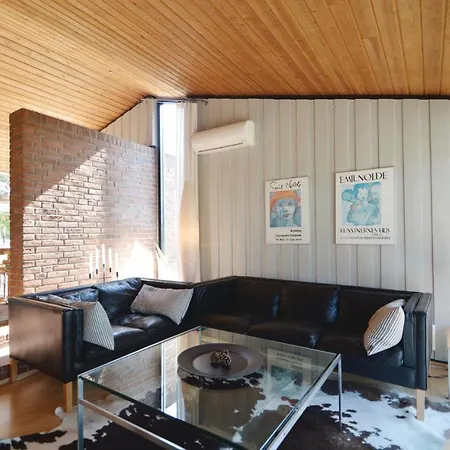 Awesome In Romo With Kitchen Holiday home Romo Kirkeby