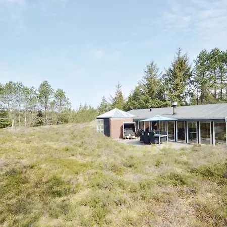 Awesome In Romo With Kitchen Holiday home Romo Kirkeby